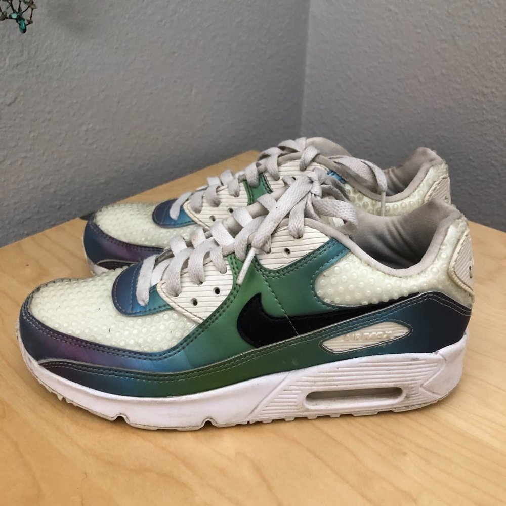 NIKE Aire Max Sneakers Youth size 5.5 Blue Green Iridescent Mermaid Metallic